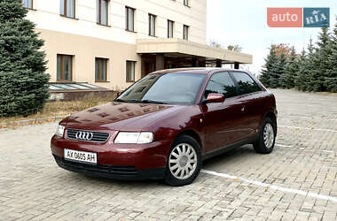 Хетчбек Audi A3 1998 в Харкові