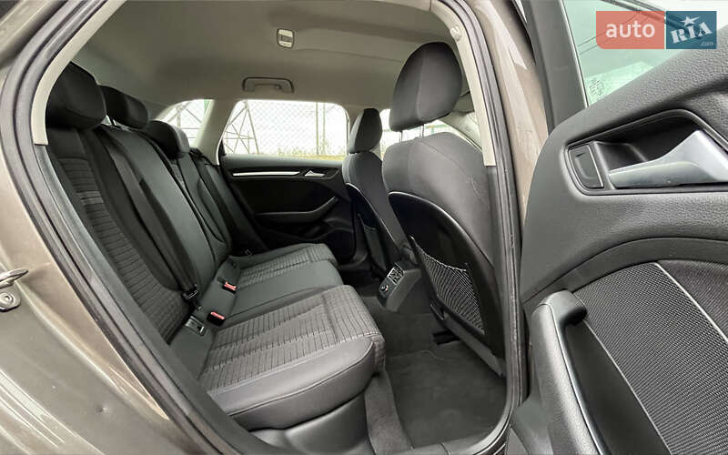 Хетчбек Audi A3 2013 в Стрию