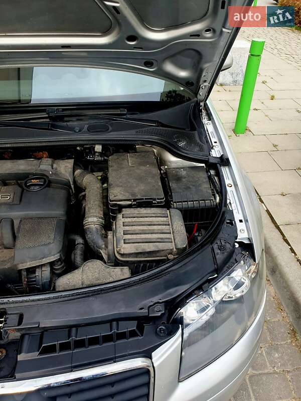 Хетчбек Audi A3 2003 в Надвірній