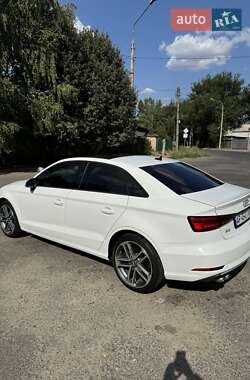 Седан Audi A3 2018 в 
