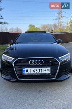 Седан Audi A3 2017 в Житомире