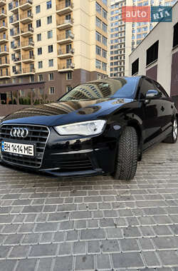 Седан Audi A3 2015 в 