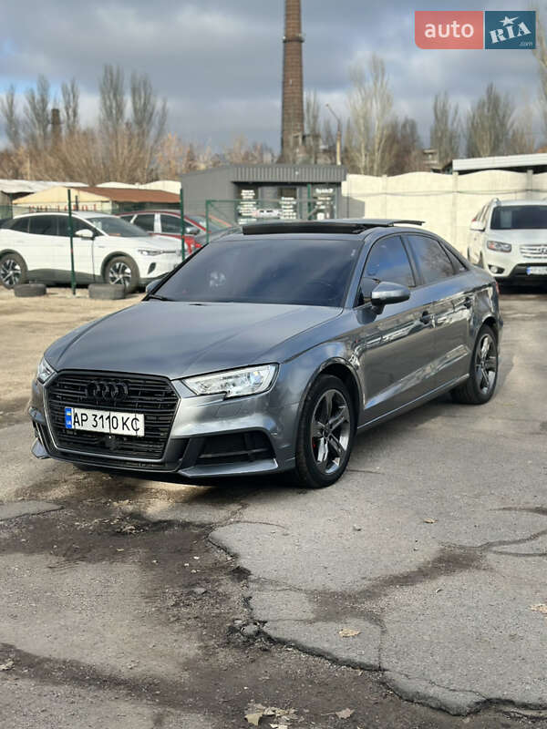 Седан Audi A3 2017 в Запоріжжі