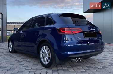 Хэтчбек Audi A3 2016 в Мукачево