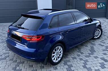 Хэтчбек Audi A3 2016 в Мукачево