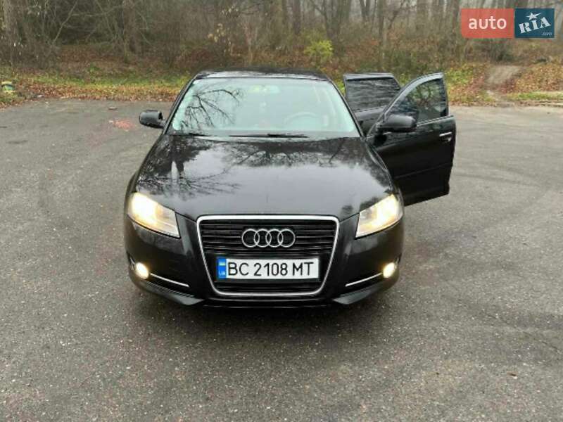 Хэтчбек Audi A3 2010 в Рава-Русской