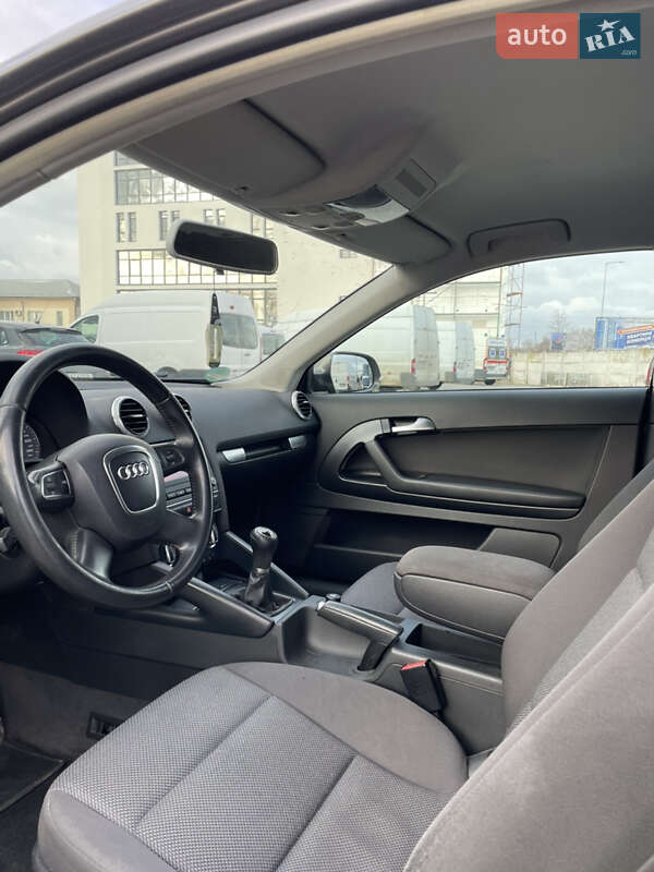 Хэтчбек Audi A3 2011 в Ивано-Франковске фото 4 Хэтчбек Audi A3 2011 в Ивано-Франковске