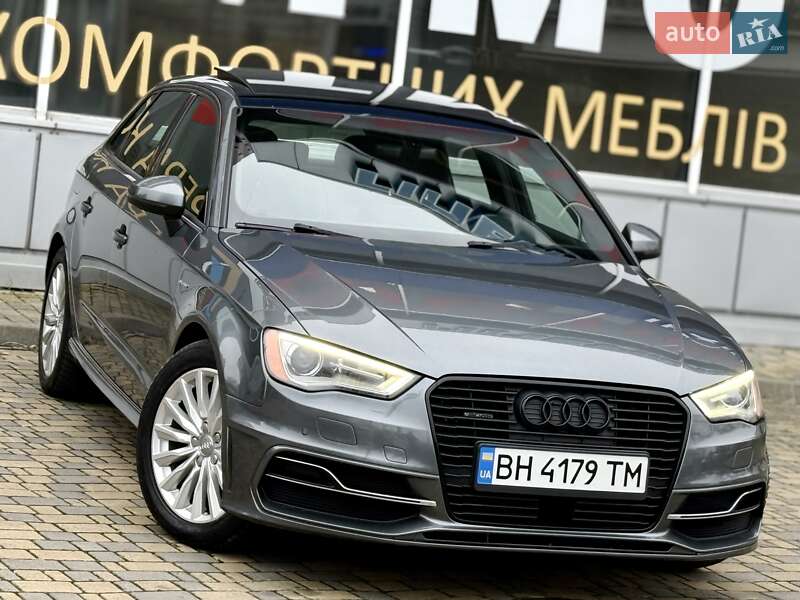 Хэтчбек Audi A3 2016 в Одессе