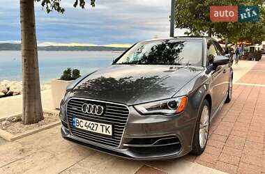 Хетчбек Audi A3 2015 в Львові