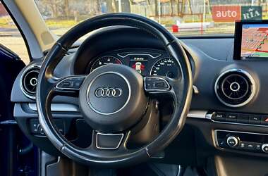 Седан Audi A3 2015 в Дніпрі