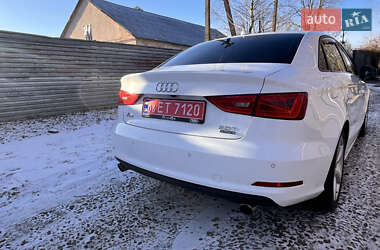 Седан Audi A3 2016 в 
