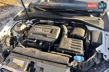 Седан Audi A3 2016 в 