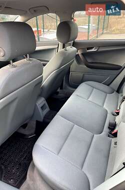 Хэтчбек Audi A3 2008 в 