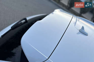 Хэтчбек Audi A3 2017 в 