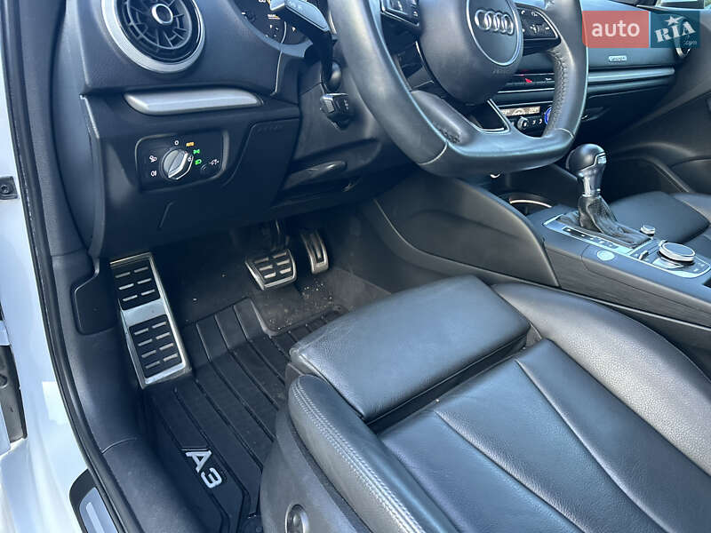 Хетчбек Audi A3 2017 в Полтаві фото 37 Хетчбек Audi A3 2017 в Полтаві