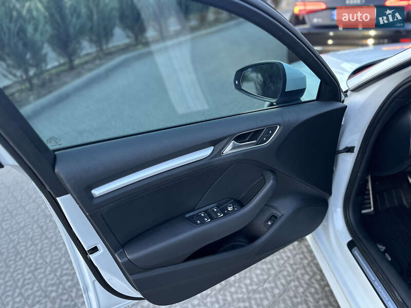Хетчбек Audi A3 2017 в Полтаві фото 54 Хетчбек Audi A3 2017 в Полтаві