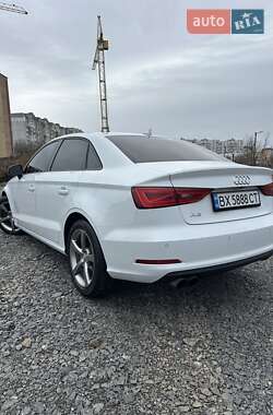 Седан Audi A3 2015 в Хмельницком