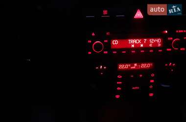 Хэтчбек Audi A3 2006 в 