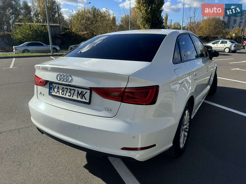 Седан Audi A3 2016 в Києві