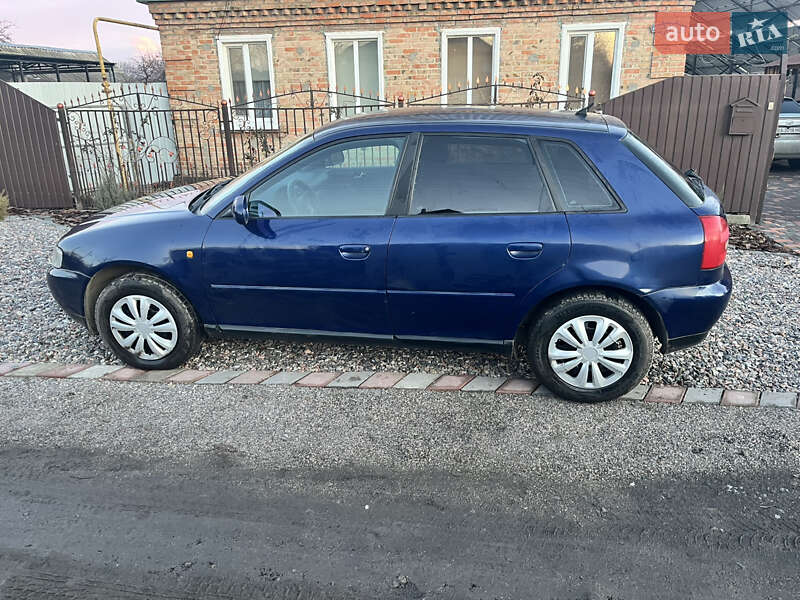Хэтчбек Audi A3 2000 в Знаменке