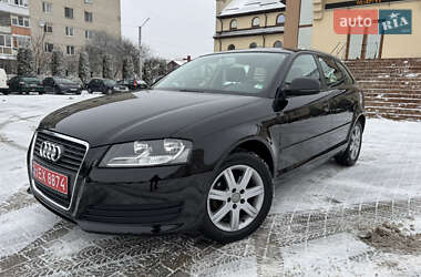 Хэтчбек Audi A3 2010 в Луцке