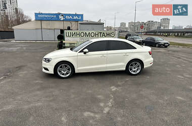 Седан Audi A3 2014 в Києві