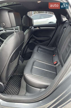 Седан Audi A3 2016 в 
