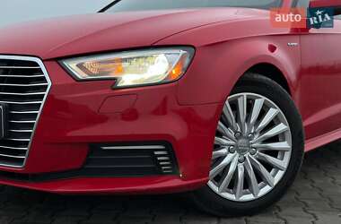 Хетчбек Audi A3 2016 в Києві