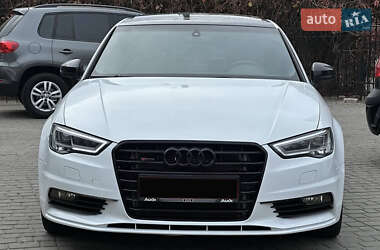 Седан Audi A3 2015 в 