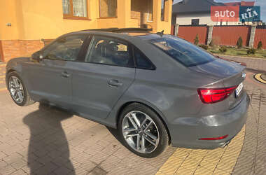 Седан Audi A3 2019 в 