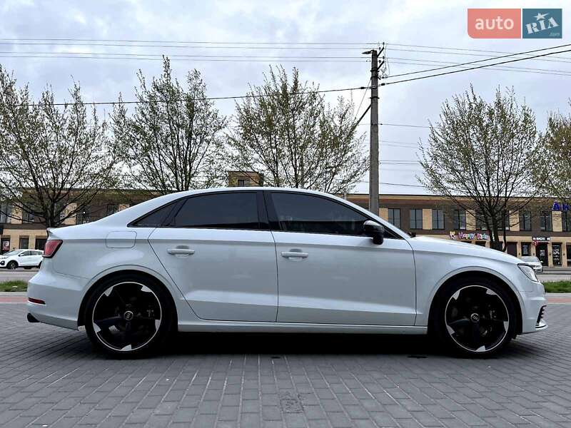 Седан Audi A3 2015 в Білій Церкві
