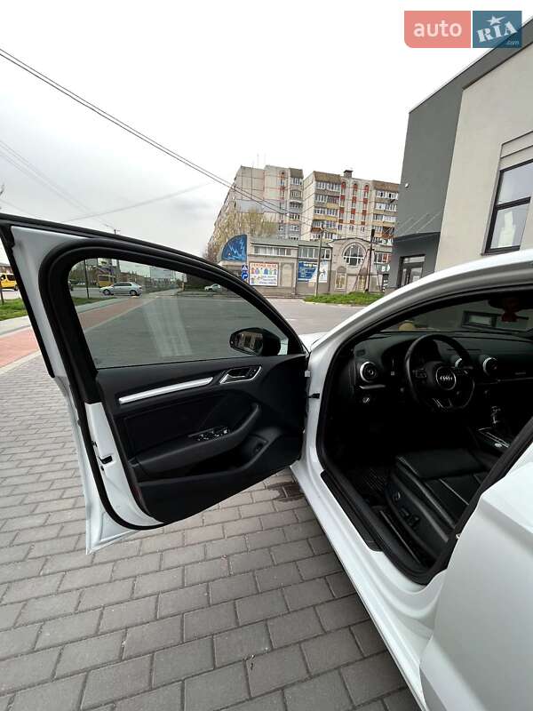 Седан Audi A3 2015 в Білій Церкві