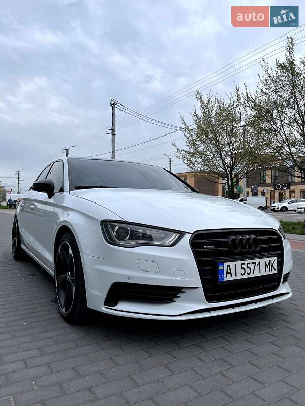 Седан Audi A3 2015 в Білій Церкві