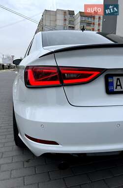 Седан Audi A3 2015 в 