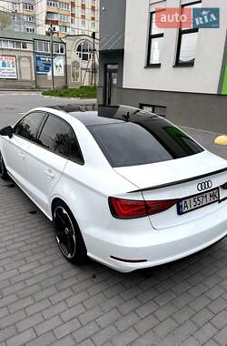 Седан Audi A3 2015 в 