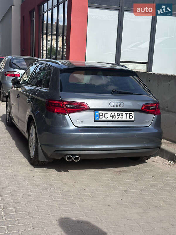 Хэтчбек Audi A3 2016 в Львове