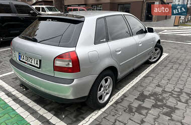 Хэтчбек Audi A3 2003 в 