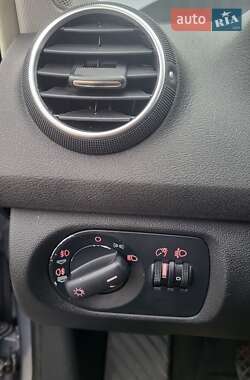 Хэтчбек Audi A3 2006 в 