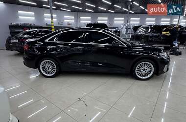 Седан Audi A3 2021 в 