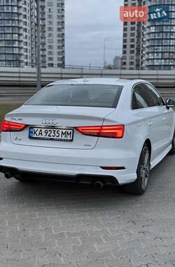 Седан Audi A3 2016 в 