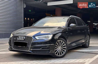 Хетчбек Audi A3 2015 в Києві