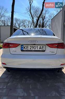 Седан Audi A3 2014 в Львове