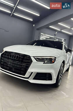Седан Audi A3 2017 в 