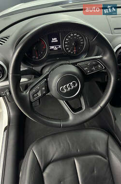 Седан Audi A3 2017 в 