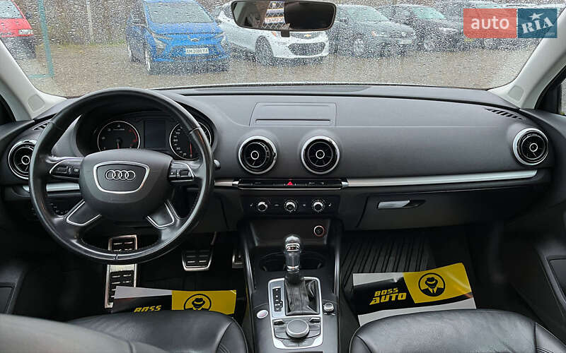 Седан Audi A3 2015 в Стрые