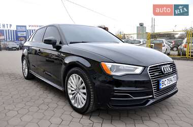 Хэтчбек Audi A3 2016 в 