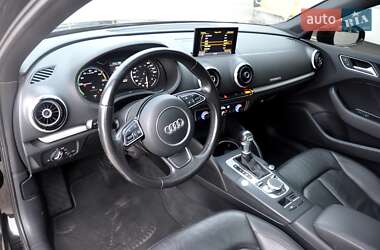 Хэтчбек Audi A3 2016 в 