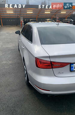 Седан Audi A3 2015 в 