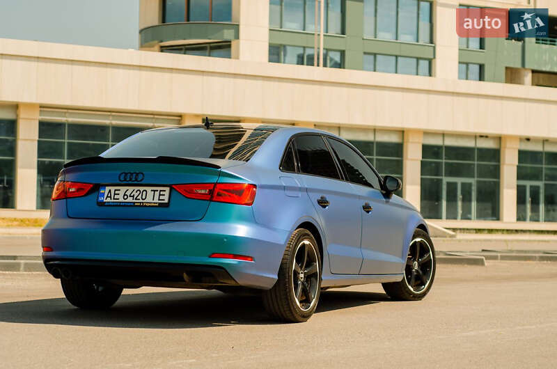 Седан Audi A3 2013 в Днепре