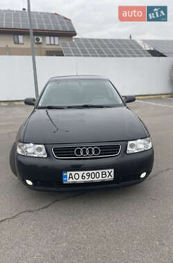 Хэтчбек Audi A3 2002 в Ужгороде